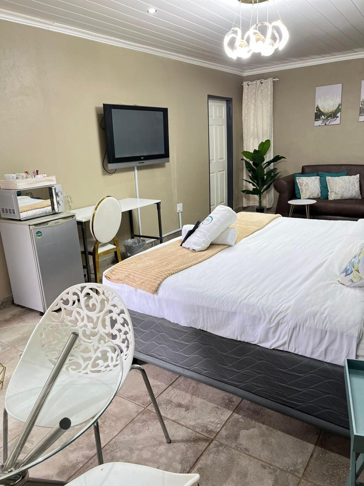 St Eve Lodge & Spa Bloemfontein Exteriör bild