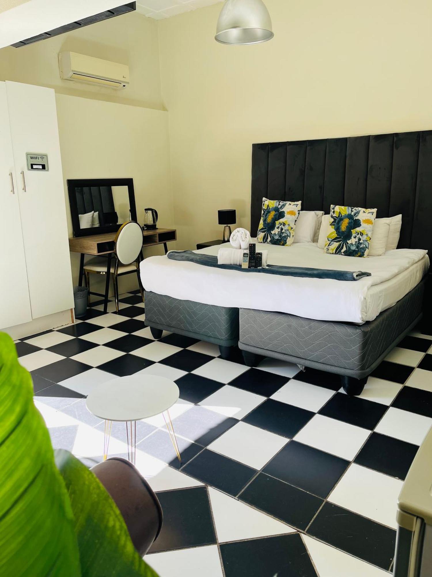 St Eve Lodge & Spa Bloemfontein Exteriör bild